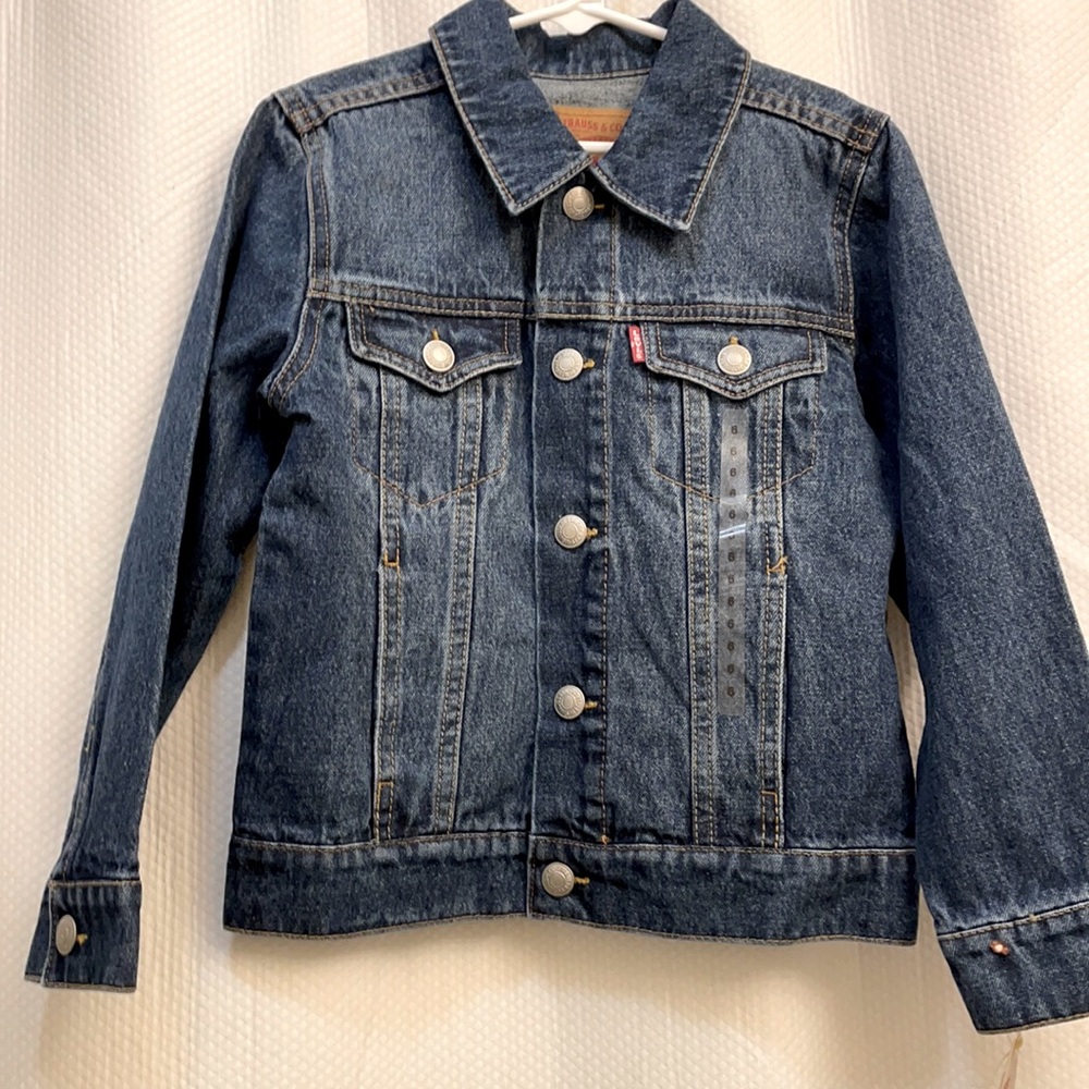 Cute Beautiful blue Levi’s jacket